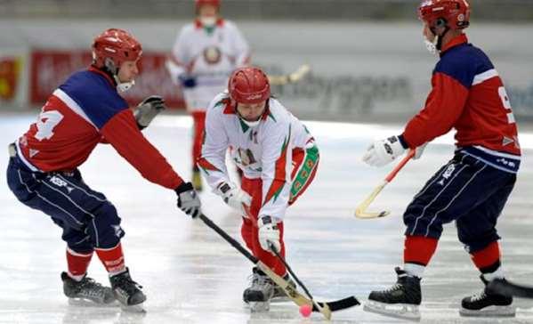 Game duration and tie breaking measures Bandy match can be played in two halves, each of 45 minutes duration.