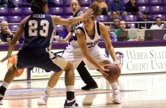 CAITLIN ANDERSON 2007-08 (Red-shirt Freshman) Caitlin Anderson appeared in 27 of Weber State s 28 games during the season and started the last 12 games of the year... Finished the season averaging 6.