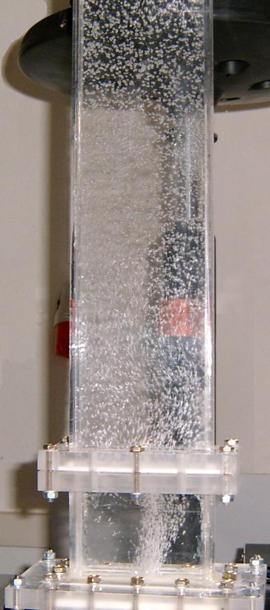 Introduction This workshop models the dispersion of air bubbles in water in a rectangular bubble column.