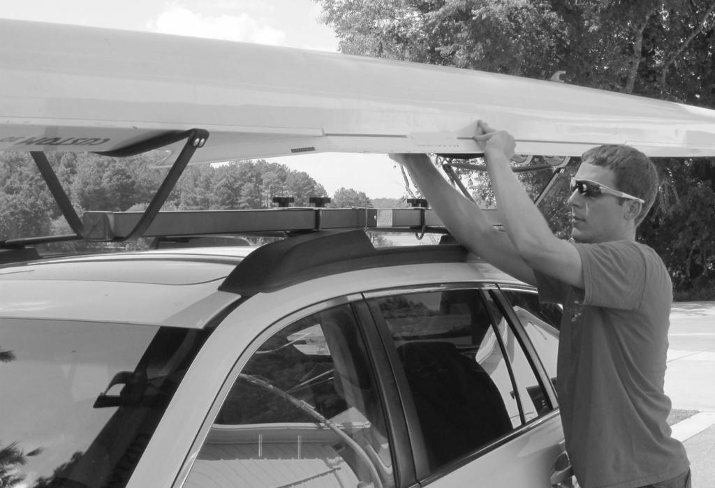 Page 6 III. Loading your single scull Overhead Carry Method This is the most common way to load/unload.