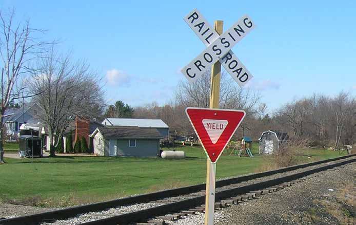 EMPHASIS AREA SERIOUS CRASH TYPES HIGHWAY RAILROAD CROSSINGS GOALS Maintain the number of highway railroad crossing fatalities at 7 between 2013-2017.