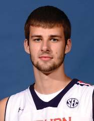 Benas Griciunas #31 7-0 225 Freshman Center Silute, Lithuania Findlay Prep 2013-14 AUBURN PLAYER BIOS 2013-14 UPDATE: Has come off the bench in 9 games and started 1... Averaging 2.4 ppg on.