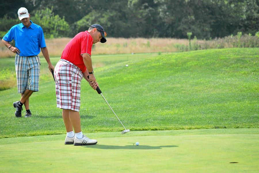 Victories in golf tournaments come down to the putting. More often than not, the first made putt wins. Such was the case with the 2008 SRGC Member Guest Shootout.
