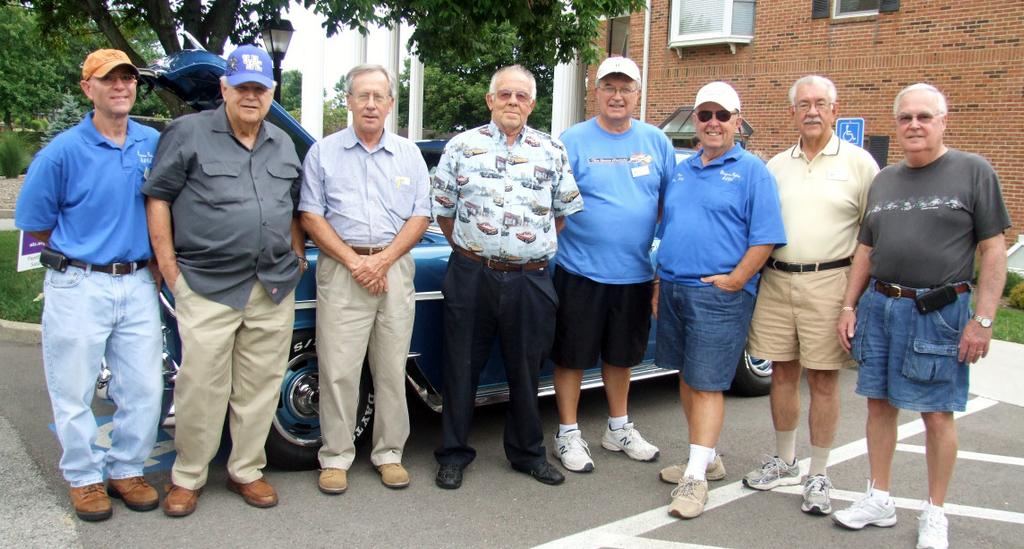BLUEGRASS REGION ANTIQUE AUTOMOBILE CLUB OF AMERICA September 2014 different route and had lunch at a new restaurant: The Bluebird Cafe.