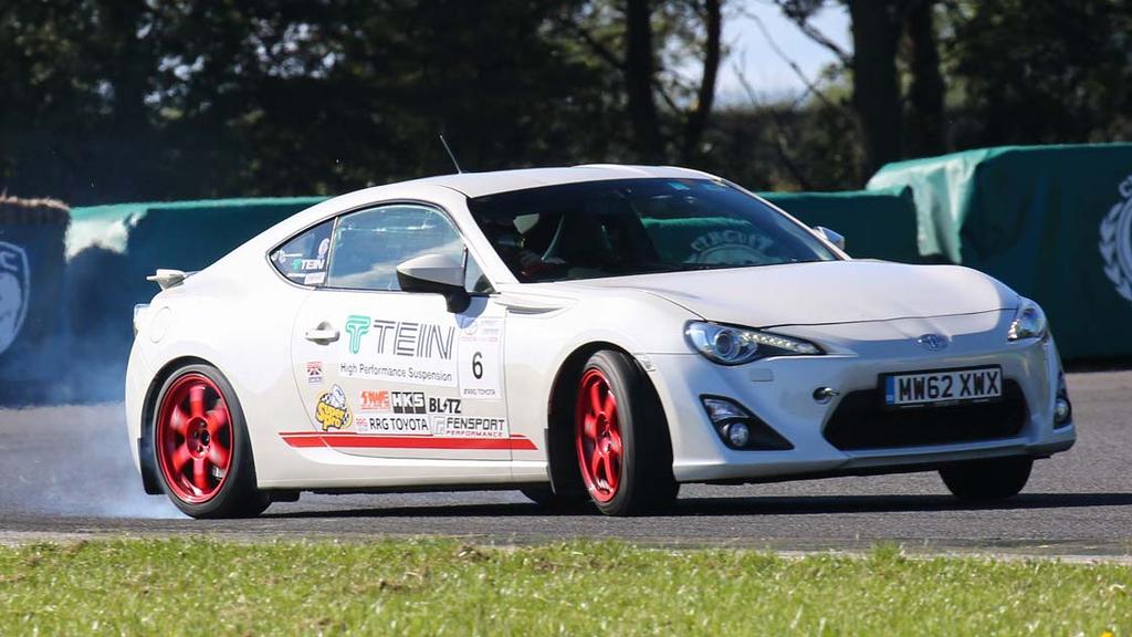Kevin Atkins (#09) 1st Class N1 Street Lauren Blighton (#06) 2nd A class for lightly modified GT86 cars, the main battle