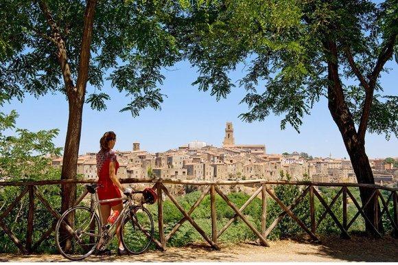 Bottoms up: Wine fuelled adventures Methods of promoting cycling and cycle routes Saddle up to sip your way through Bordeaux an 8-day cycling holiday in the
