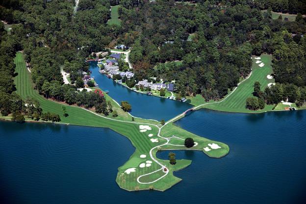 Ten Reasons to Belong to Walden on Lake Conroe Golf Club... You deserve the best Walden on Lake Conroe has a distinguished reputation as one of the top golf courses in the state of Texas.
