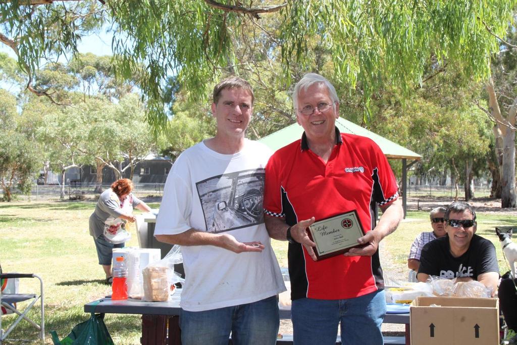SOUTHERN DISTRICTS CAR CLUB INC March 2017 Magazine John Bell receiving his Life Membership from our President