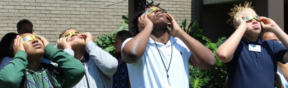 Savoy helps Chloe Ashford feel the eclipse. >>>>>>> Mrs. Campos and Mrs.