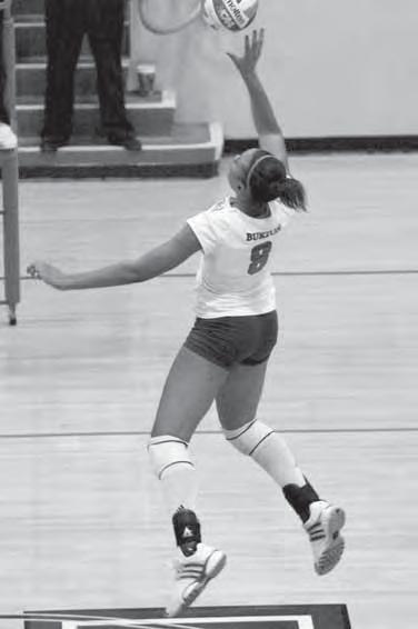 2007 SEASON HIGHLIGHTS 2007 Season Highlights That total also surpassed her previous personal-best of 25 digs in a win over Houston (10/21/07).