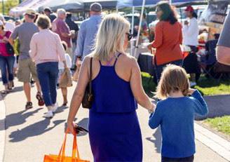 About the FISHERS FARMERS MARKET Ranked one of the top farmers markets in the region, the Fishers Farmers Market showcases vendors from Central Indiana that offer fresh produce, baked goods, honey,