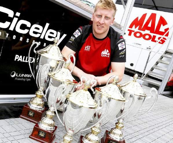 Great Britain Thanks to FUCHS! Ciceley Motorsport declared that 2018 was the best ever season for driver Adam Morgan.