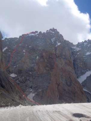 Unnamed mountain attempted by KM and JB (c 5,700m) On the 10 th of September JM, RJ and DS departed basecamp to attempt Moel Kangri (pk 5930m).
