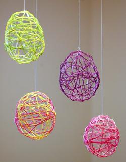 Craft: Yarn Eggs By: Emily Diceviciute Things you ll
