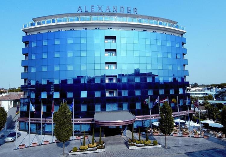 OFFICIAL HOTEL The official hotel is: Alexander Palace **** Via Martiri D Ungheria, 24 ad Abano Terme, Padova (Italy) Phone: (+39)049 8615111 - Fax: (+39)049 8615199 - E-mail: info@alexanderpalace.