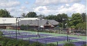 Facilities: The Furman tennis complex is one of the best facilities in the area. The facility contains 13 outdoor courts and 4 indoor courts.