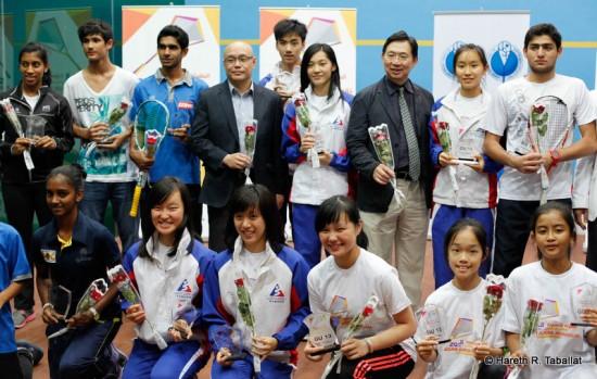 Applause also went to all winners, officials and helpers. Winners of the 20th Asian Junior Individual ship and the ASF officials, Mr. David Mui (3rd from the right back row) and Mr.