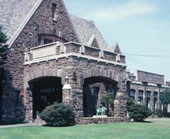 Open returns to Winged Foot for its fifth outing in June 2006, this appropriately titled temple of the spirit of golf will again serve as a fitting setting for our nation s most valued golf