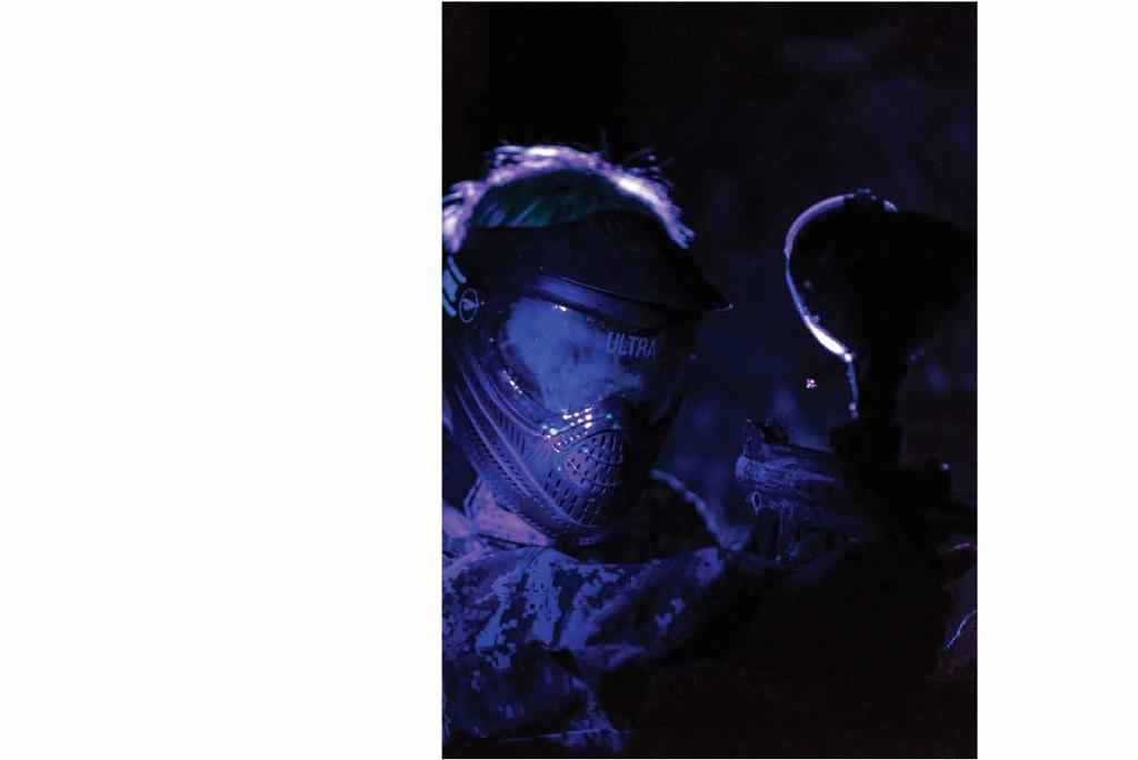 WHAT IS NITE PAINTBALL? Splat Attack s Nite Paintball adds a whole new layer of strategy and exhileration to the paintball experience.