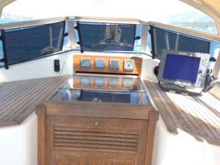 anchors Pushpit and pulpit in 30mm stainless steel Opening guard rails port and starboard Cockpit lights in targa arch Bow Ladder Numerous sun covers Huge