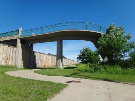 Existing Conditions Shared-Use Paths and Trails Robbinsdale has a network of off-road shared-use paths and trails in various city parks such as Lakeview Terrace Park, Sochacki Park, Lee Park, Kelly