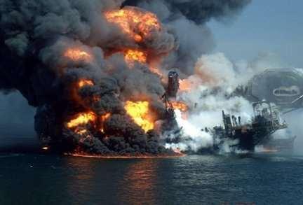 gallons of oil Ixtoc 1 oil spill ~ 140 million gallons of oil Amoco Cadiz oil