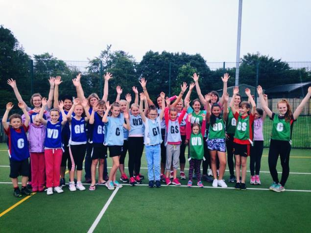 Hertfordshire Mums and Girls Netball Roadshow 2015 Throughout August, the Herts Mums & Girls Netball Roadshow travelled across the county to 6 different venues delivering fun netball games, ball