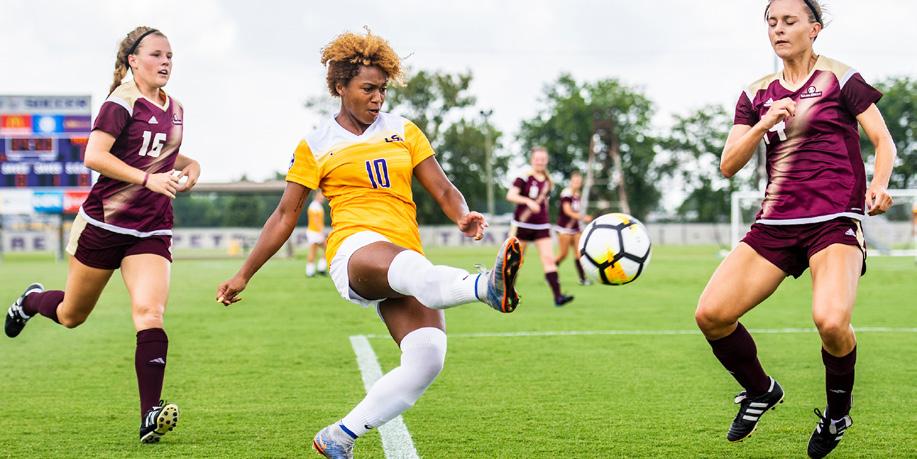 Awards Candidates 10 ADRIENNE RICHARDSON Forward Oakdale, Minn. Florida State/Tartan HS 2018 Registered the first multi-goal game of her collegiate career on Aug.