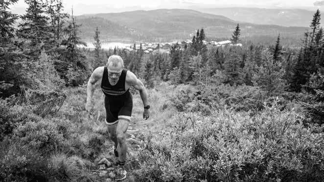 MEDALS, FINISHER T-SHIRT AND FOOD TAKE ON YOUR MEDAL AND ENJOY THE FINISHER ZONE Look forward to when you cross the Finish Line of XTERRA Norway Norefjell.