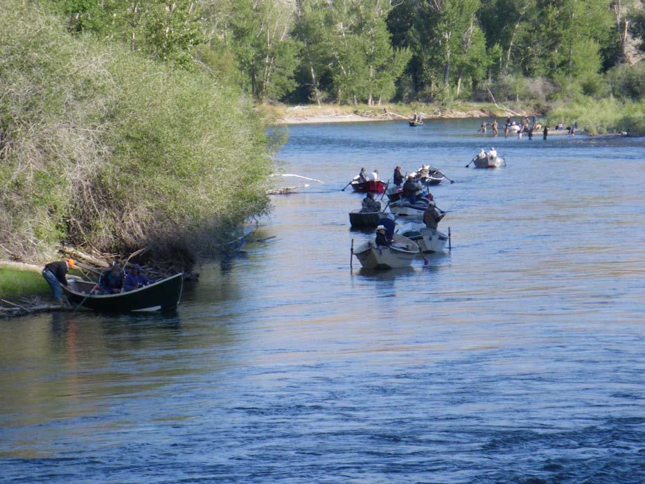 Anglers flock to the Salmon River during a recent salmon fishing season.