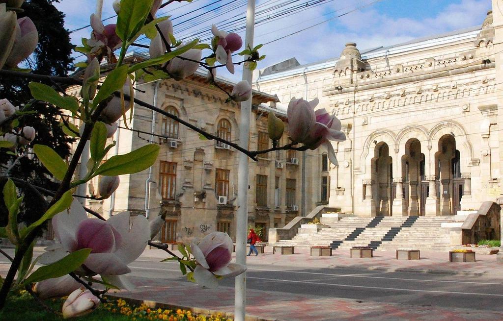 About Galati - presentation, information, photos and recommendations Galati is the capital and also the largest city of Galati county, the county located near the corner of the three frontiers of