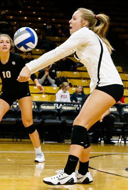In the last three matches of the season, Herring recorded four or more digs.