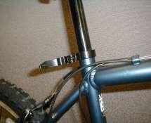 the seat post Seat mounted correctly 4. INSTALL PEDALS.