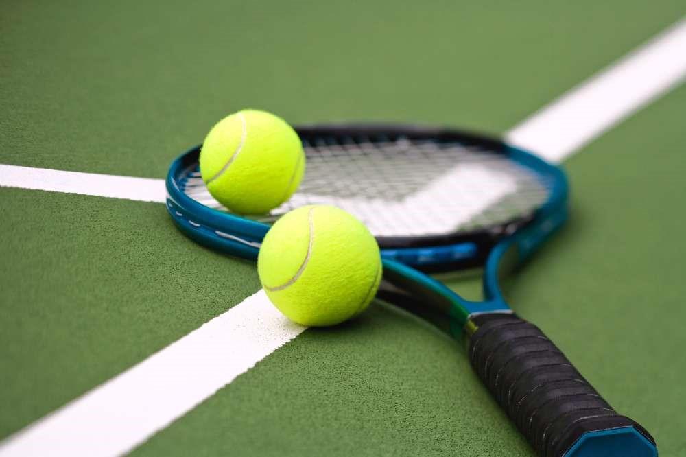 Cardio Tennis Mondays 9:00-10:00 AM Get ready to move! Cardio Tennis is tennis meets fitness in a highenergy environment.