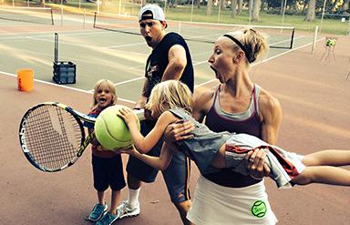 New USTA/PNW Family Friendly and Play to Learn Programs a Big Hit This Summer Players of all ages and ability levels have enjoyed participating in the new USTA/PNW Family Friendly and Play to Learn