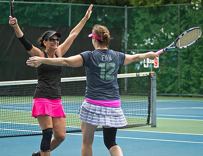 Regular season will run September 12 November 23 with the local playoffs held December 5-7 at the Tennis Center at Sand Point Mixed 18 & Over: Players can currently register for teams (a min.