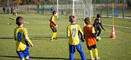 3 Number of Players 2 of 2 Games can be played 5v4 at U7/8s, and 7v6 at U9/10s, but should always put the development of the children first.