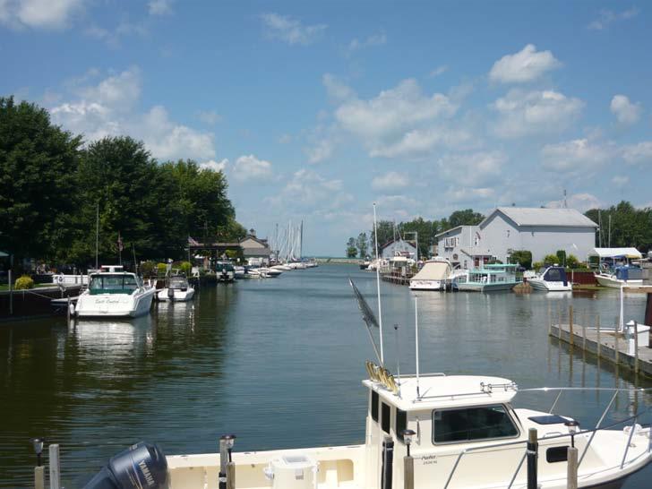 1. Huron Yacht Club: A Sailboat Club that is owned, operated, and maintained exclusively by its members. It is located on the Pigeon River immediately upstream of the Caseville Harbor structure.