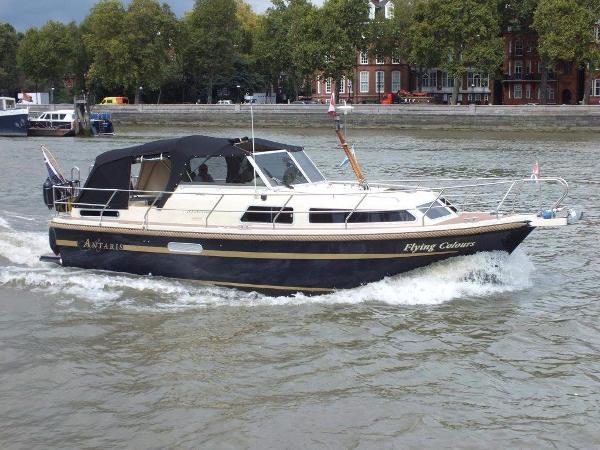 "Flying Colours" - Antaris 950 Location Penton Hook, Chertsey, United Kingdom Builder/Designer Price: 89950 Year: 2005 Boat Name: Flying Colours Construction: GRP Dimensions Length: