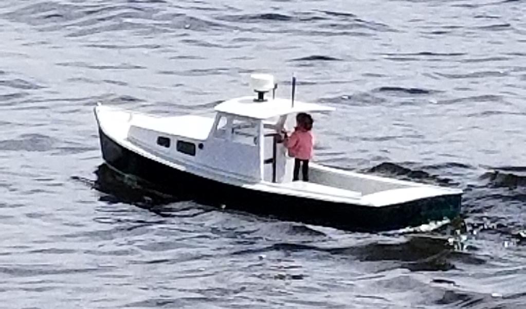 Charlie Tebbetts had a successful test of his new DE Lobster Boat with lady Captain: Other 2018 Planned Events: In July, we're going to a new venue-- Lake Nippinicket in Bridgewater, MA.