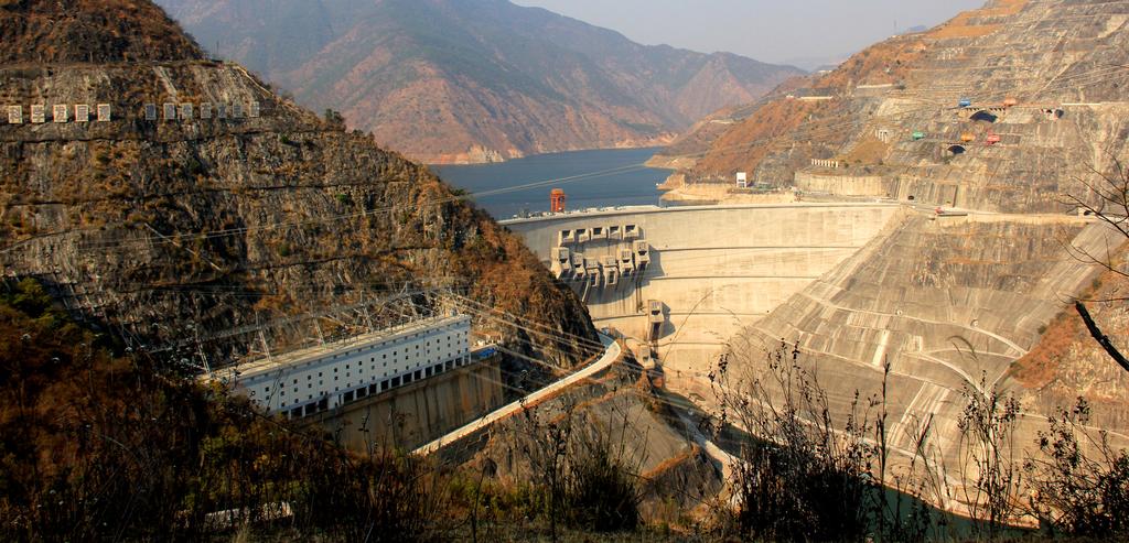 Xiaowan Dam Environmental and Social Impacts of Lancang Dams the water to downstream dams so as to ensure other dams can run at full capacity.