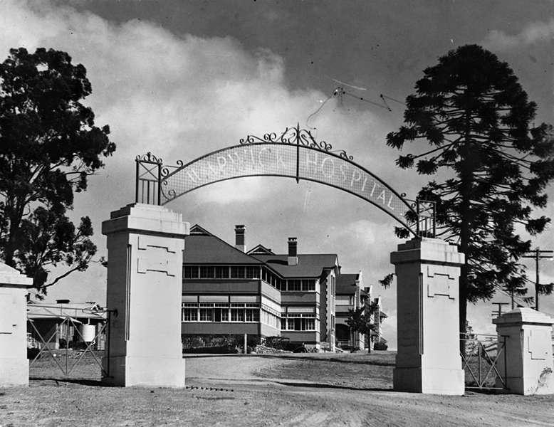 Approach to the Warwick General Hospital, 1935 contributed by QldPics taken in 1935