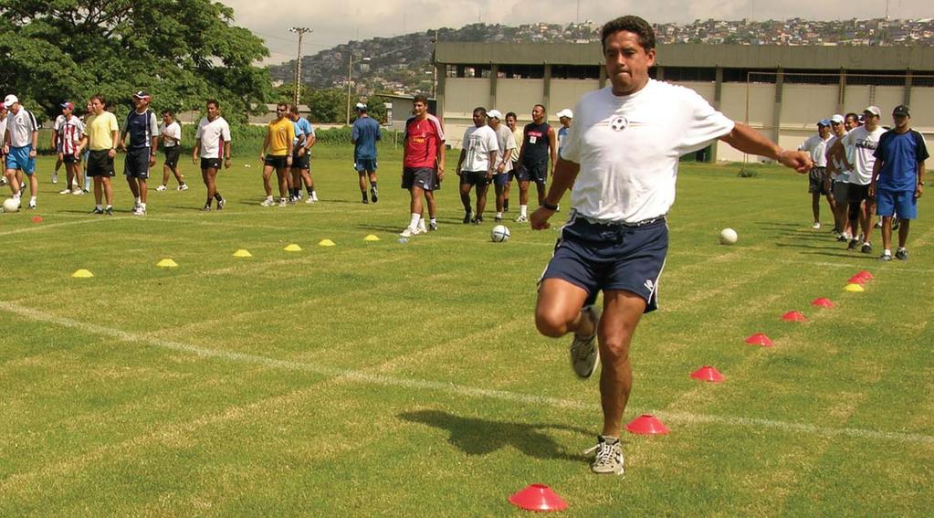 Regional Referee Manager Olivier and Premiership official Walton were back in the Ecuadorian city of Guayaquil following the highly successful seminar the pair delivered in January 2006.