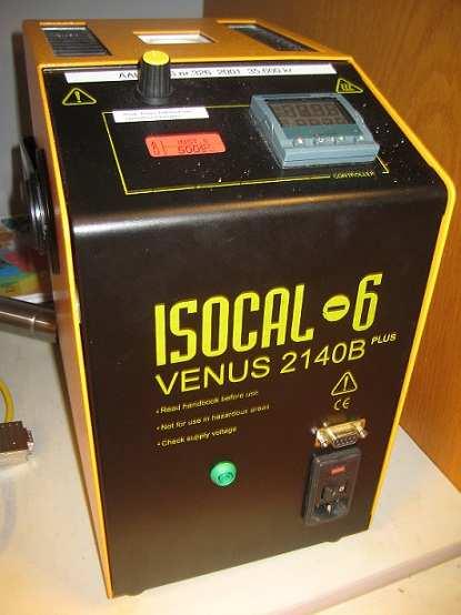 A.1.2 Calibration Thermocouples are calibrated using ISOCAL 6 VENUS2140B+ and Precision Thermometer F200. Figure A.1.4: ISOCAL 6 VENUS2140B+ F200 Figure A.1.5: Precision Thermometer Calibration is made for three temperatures: 10 C, 25 C and 40 C.