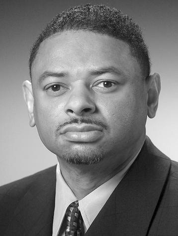 Associate Coach Derrick McDowell Derrick McDowell is in his first season as an assistant basketball coach at Eastern Michigan University. McDowell was named to the post, March 30, 2005.