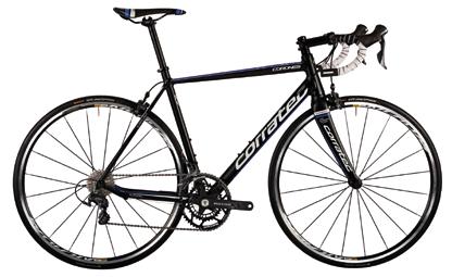 CORONES ULTEGRA 105 The Corones is the perfect bike for sportive riding, but for easy after work spins as well.
