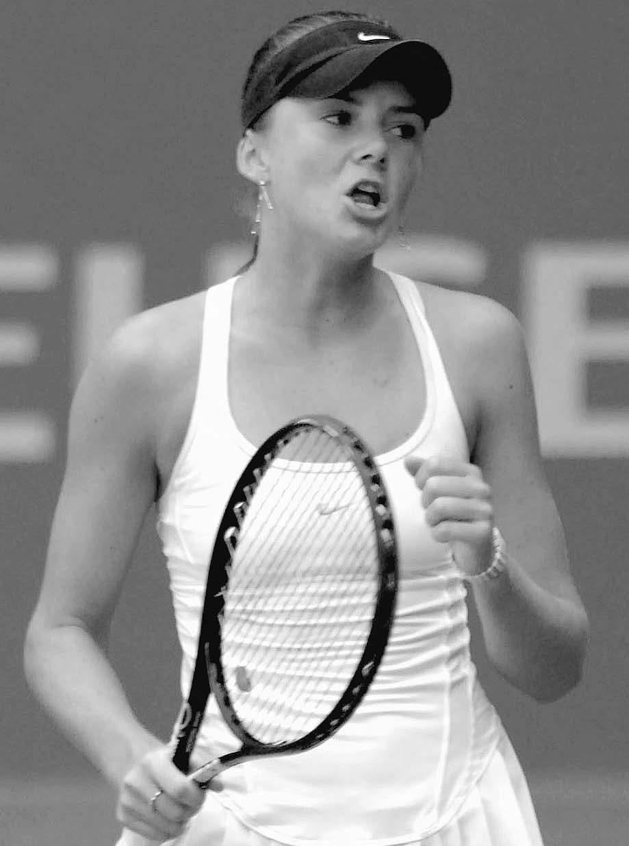 NAJÚSPEŠNEJŠÍ SLOVENSKÍ ŠPORTOVCI ROKA 31 KRONIKA ŠPORTU 2007 Opäť medzi svetovou špičkou E šte nemala ani osemnásť, keď v marci 2002 vyhrala svoj prvý turnaj na okruhu WTA Tour. A nie hocijaký.