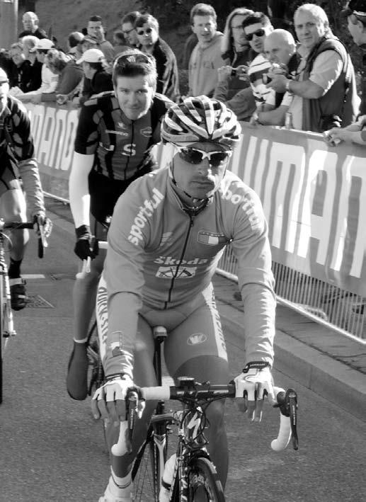 CYKLISTIKA KRONIKA ŠPORTU 2007 reira Sia. Aj o víťazovi Tour de France 2007 Albertovi Contadorovi sa hovorilo ako o možnom dopingovom hriešnikovi, ale napokon sa nič také nepotvrdilo.