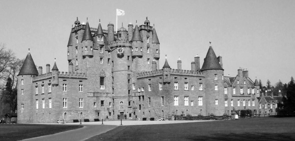 Glamis Castle, on a hot sunny day: The