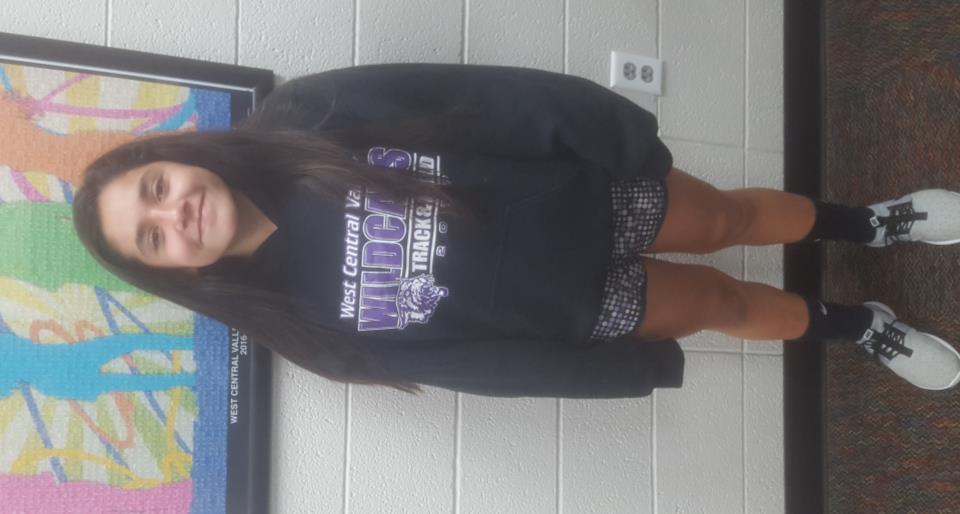 7 th Grade Bella Munoz I would like to nominate Bella Munoz for 7 th grade Student of the Week. Bella is such a hard worker.